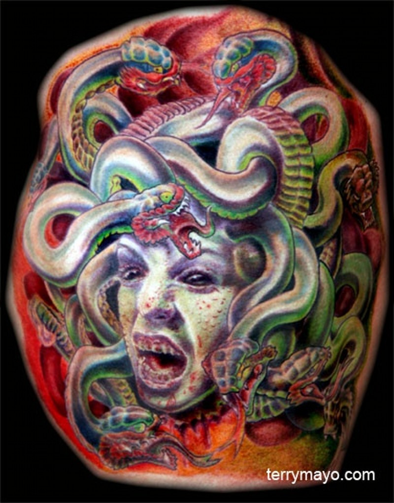 彩色血腥美杜莎蛇头纹身图案