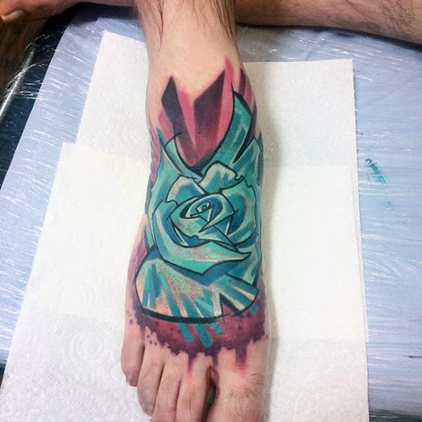 脚背蓝色玫瑰纹身图案