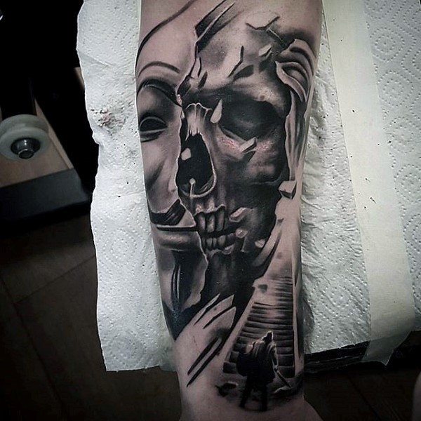 手臂雕刻风格黑色匿名面具和骷髅纹身图案