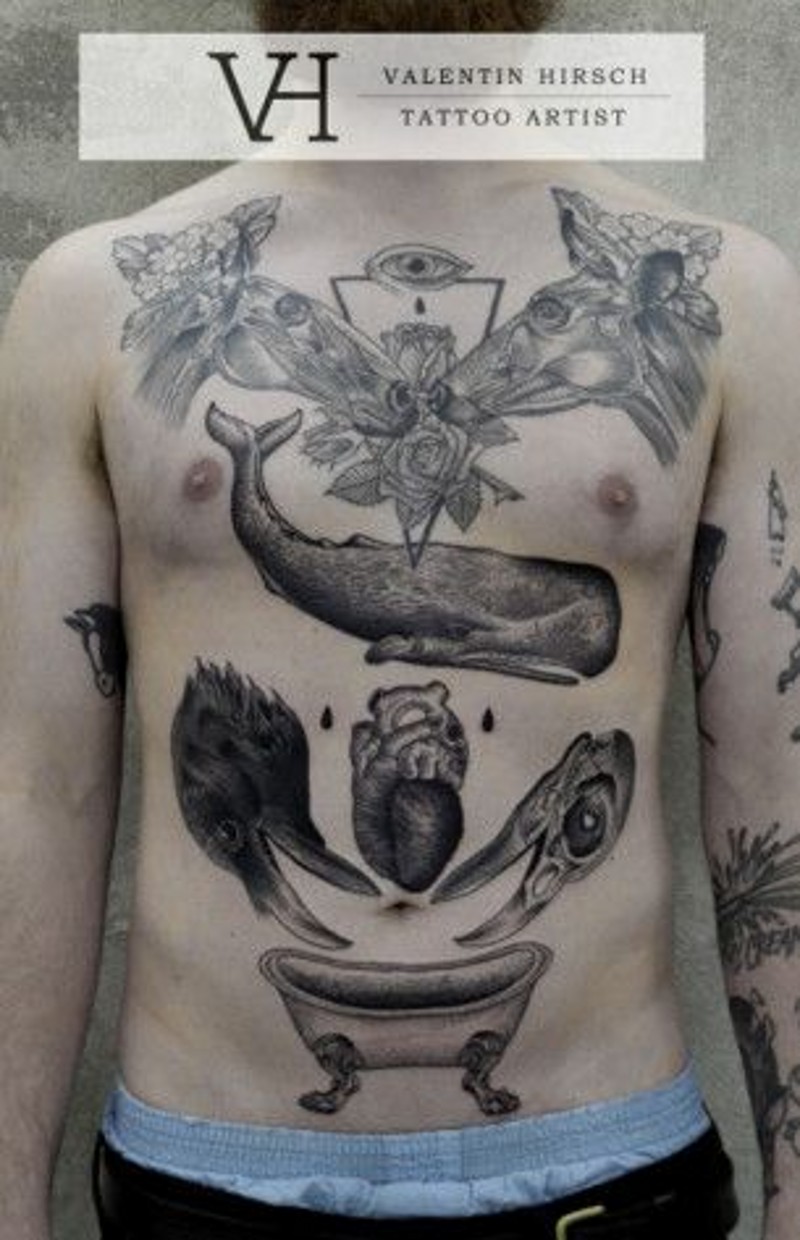 胸部和腹部各种各样的黑色动物纹身图案