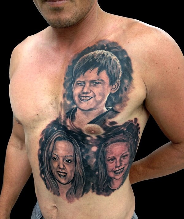 胸部写实风格各种儿童肖像纹身图案