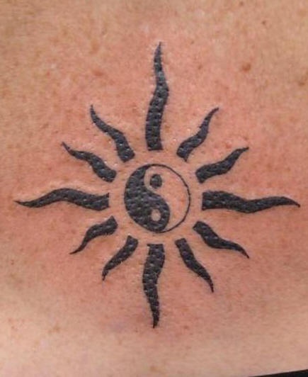 部落阴阳八卦太阳图腾纹身图案