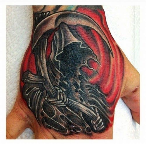 手背黑暗死神和红色背景纹身图案