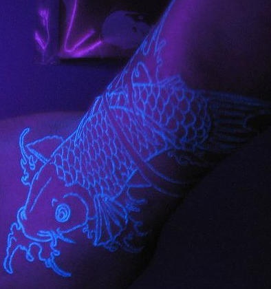 锦鲤鱼荧光纹身图案