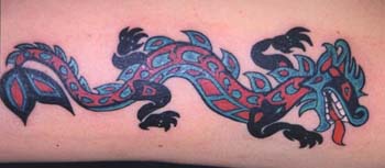 彩绘部落中国龙纹身图案