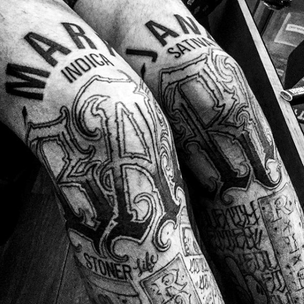 膝盖黑色各种风格字母纹身图案
