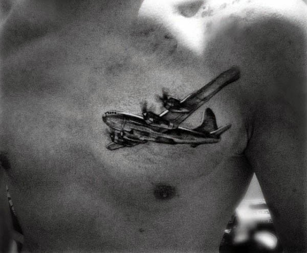 胸部军用轰炸机纹身图案
