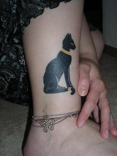 漂亮的埃及猫小腿纹身图案