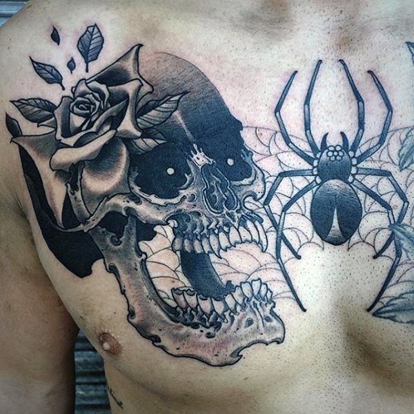 胸部滑稽恶魔骷髅玫瑰和蜘蛛纹身图案