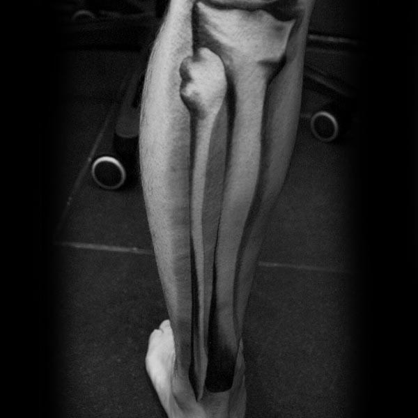 小腿简单的黑色人类骨骼纹身图案