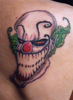 大笑的小丑纹身图案