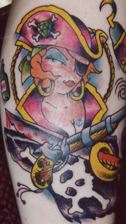 海盗女孩枪和剑经典彩色纹身图案