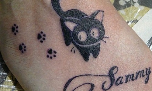 脚背爪印和小黑猫纹身图案