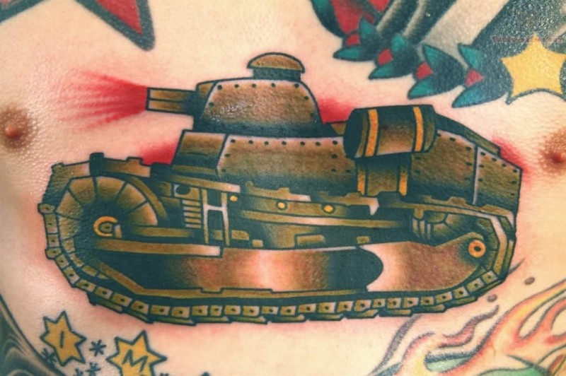 胸部彩色卡通坦克纹身图案