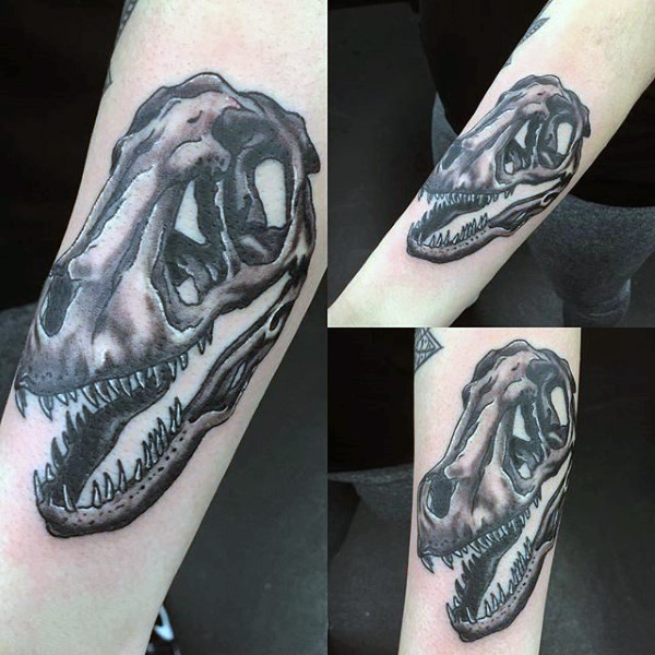 手臂黑色经典恐龙头骨纹身图案
