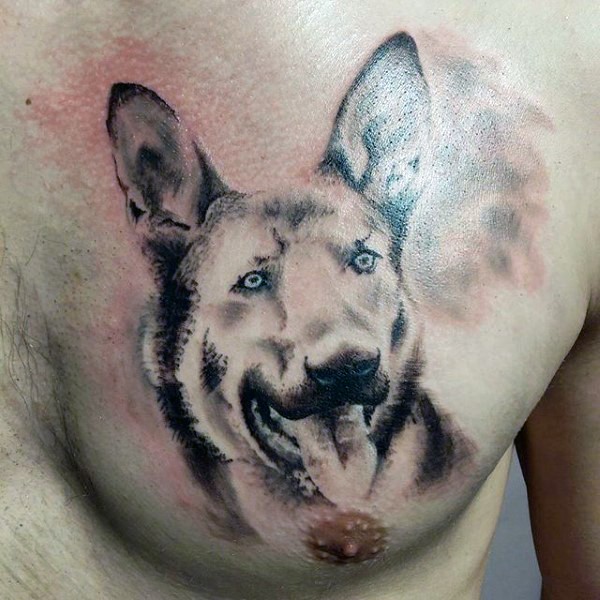 胸部超现实德国牧羊犬肖像纹身图案
