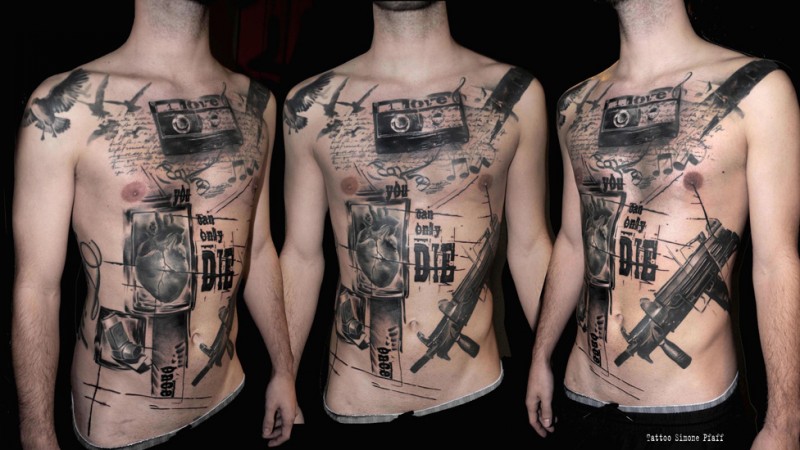 胸部和腹部黑色摄像机手枪字母纹身图案
