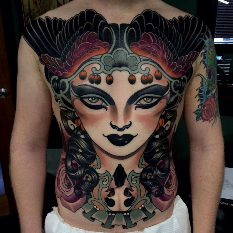胸部和腹部现代风格彩色妇女与翅膀纹身图案