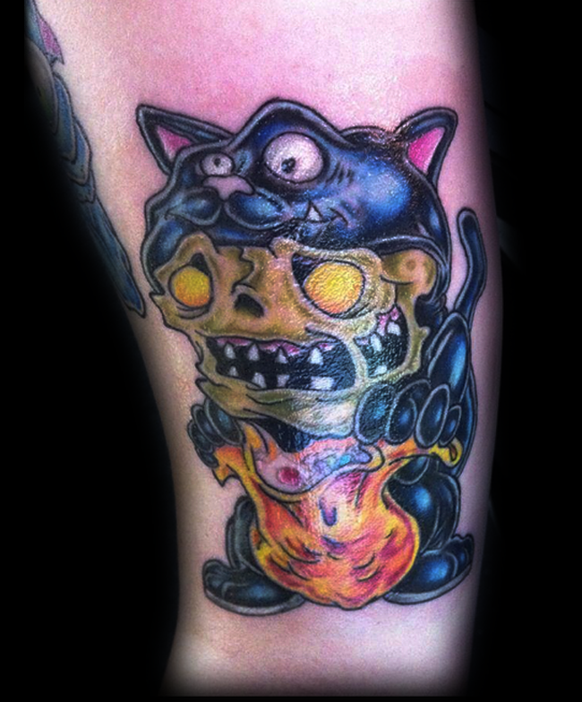 令人毛骨悚然的彩色恶魔骷髅猫纹身图案