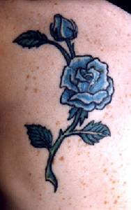 蓝色玫瑰纹身图案