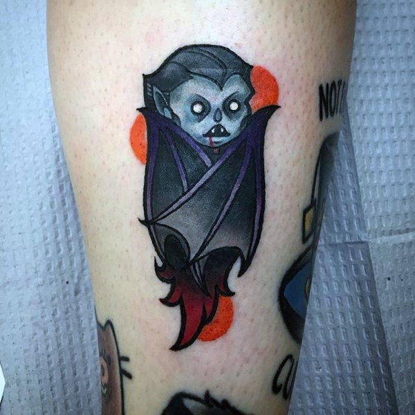 彩色卡通魔鬼蝙蝠纹身图案