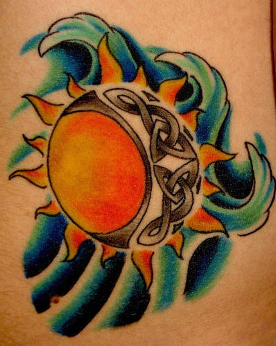 太阳和凯尔特月亮纹身图案