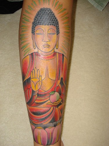 彩色的如来佛祖和莲花纹身图案