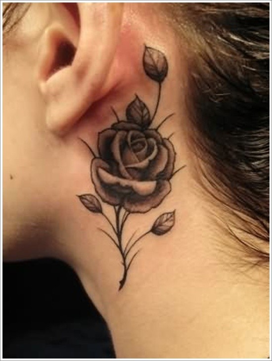 耳朵后好看的黑色玫瑰花纹身图案