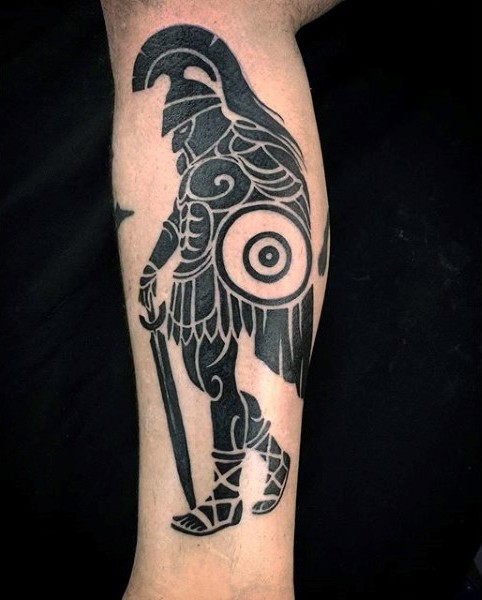 小腿黑色勇士部落风格纹身图案