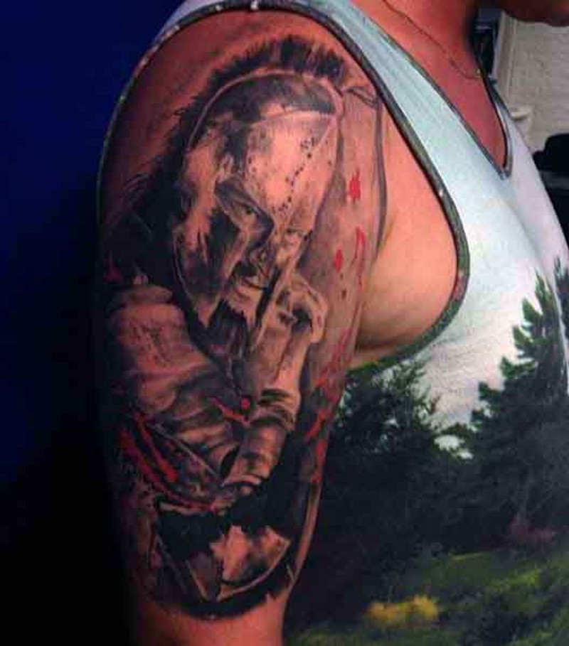 大臂壮观的黑白斯巴达战士个性纹身图案