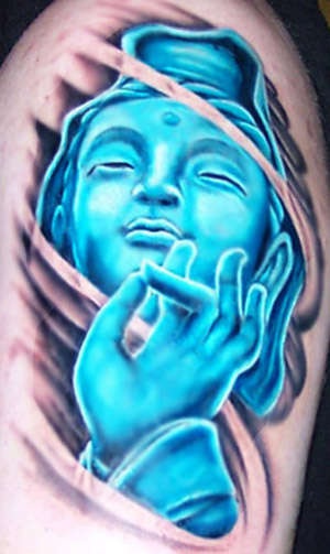 蓝色祈祷佛纹身图案