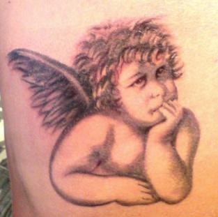 经典的小天使纹身图案