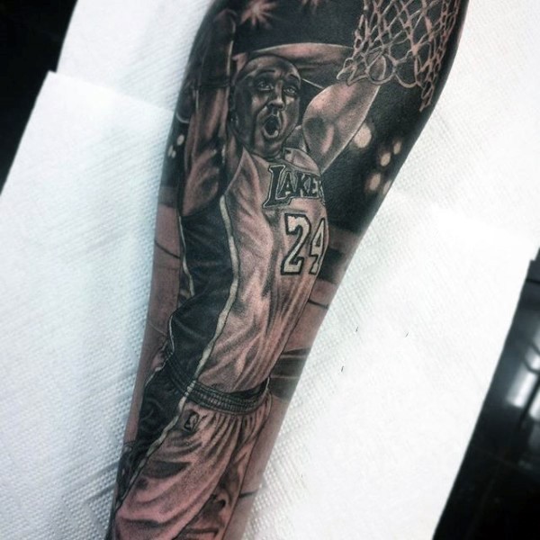 手臂黑白迈克尔乔丹球员肖像纹身图案
