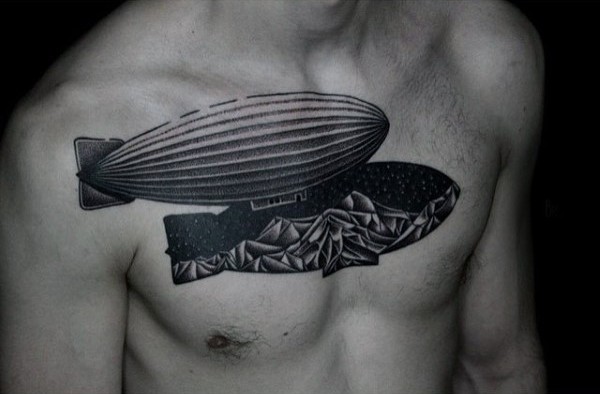 胸部雕刻风格黑色飞艇纹身图案
