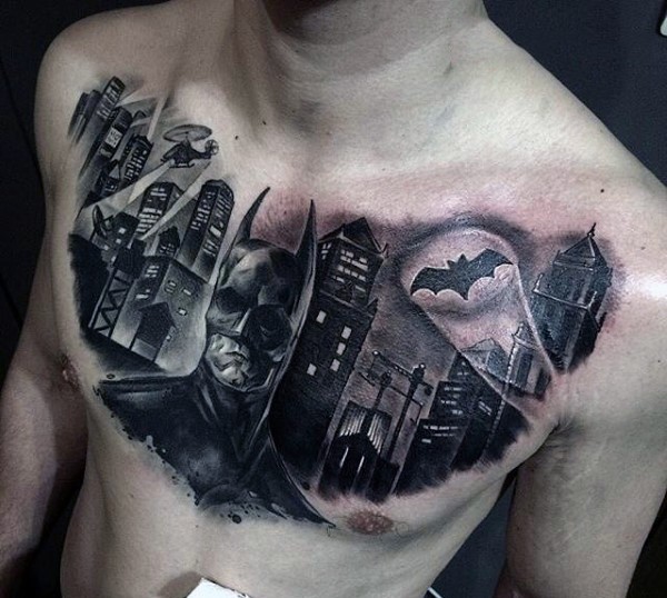 胸部黑色令人难以置信的蝙蝠侠与城市纹身图案