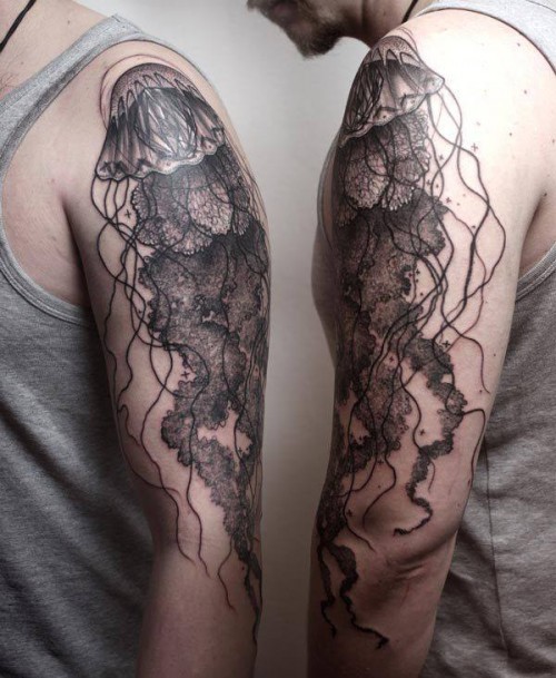 手臂黑灰个性水母纹身图案