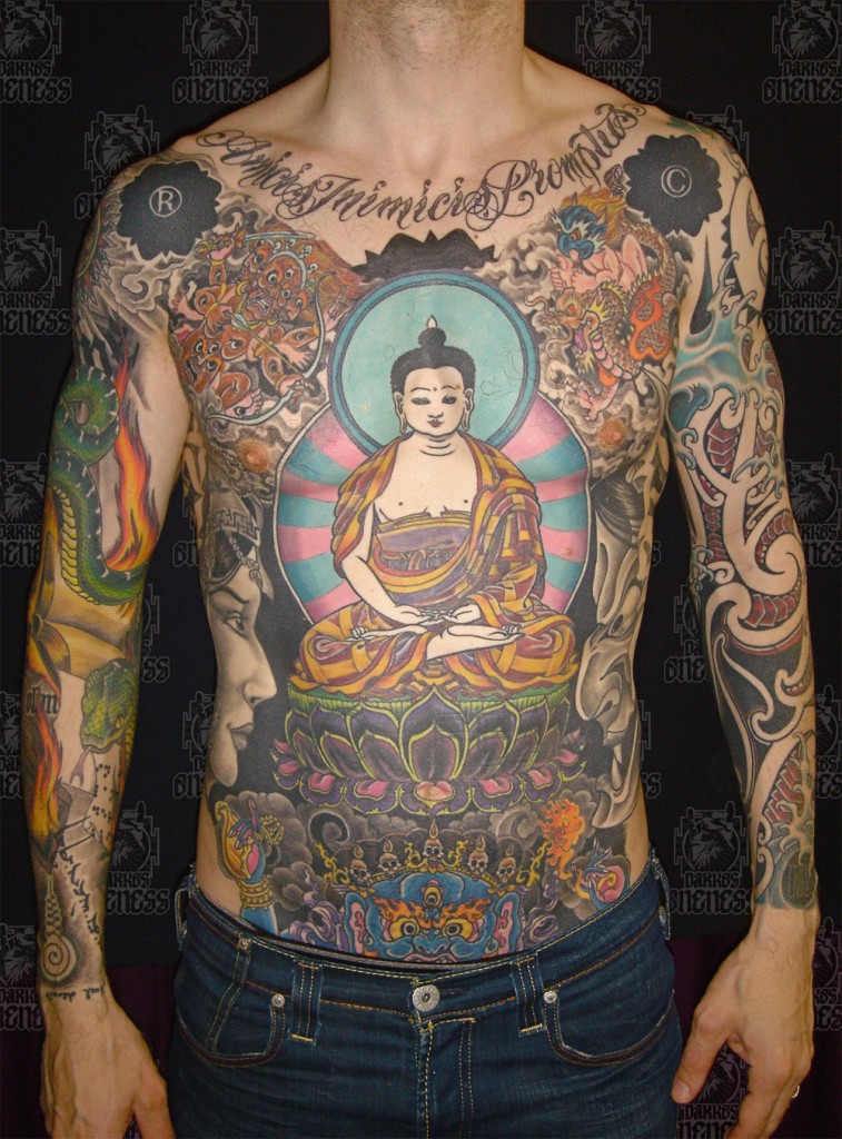 腹部大面积佛像与佛教象征纹身图案