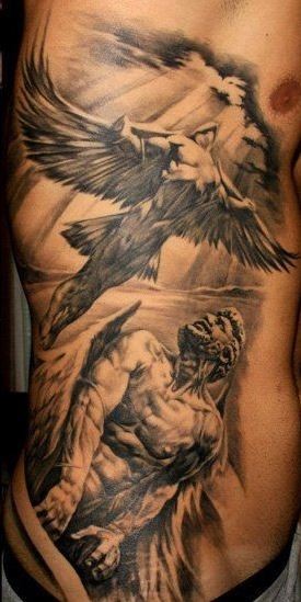 侧肋黑白华丽的天使逼真纹身图案