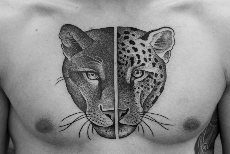 胸部创意组合黑色半狮子半豹子头纹身图案