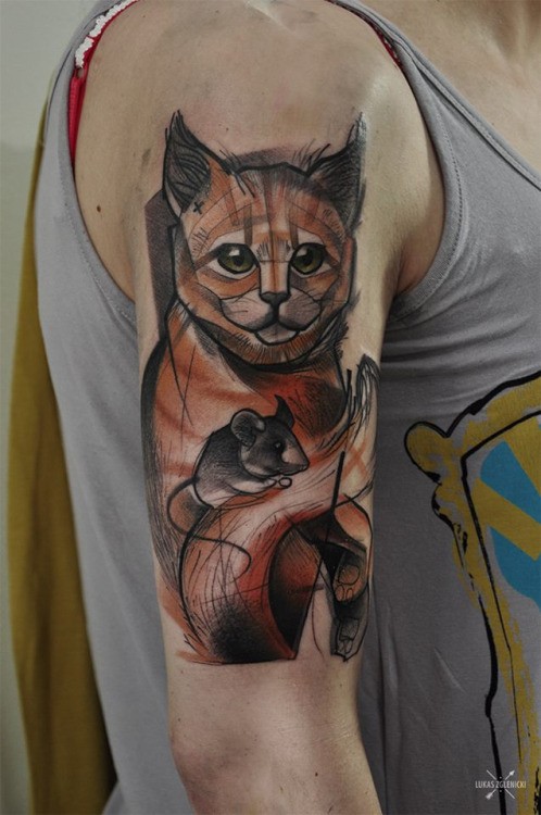手臂素描风格彩色猫与老鼠纹身图案