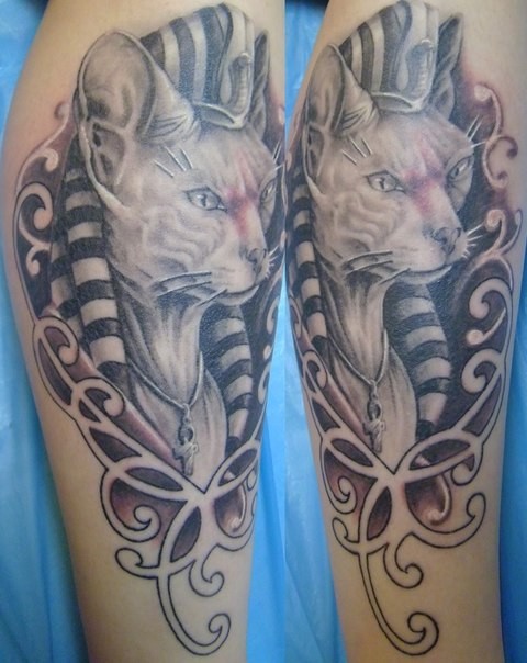 好看的埃及猫纹身图案