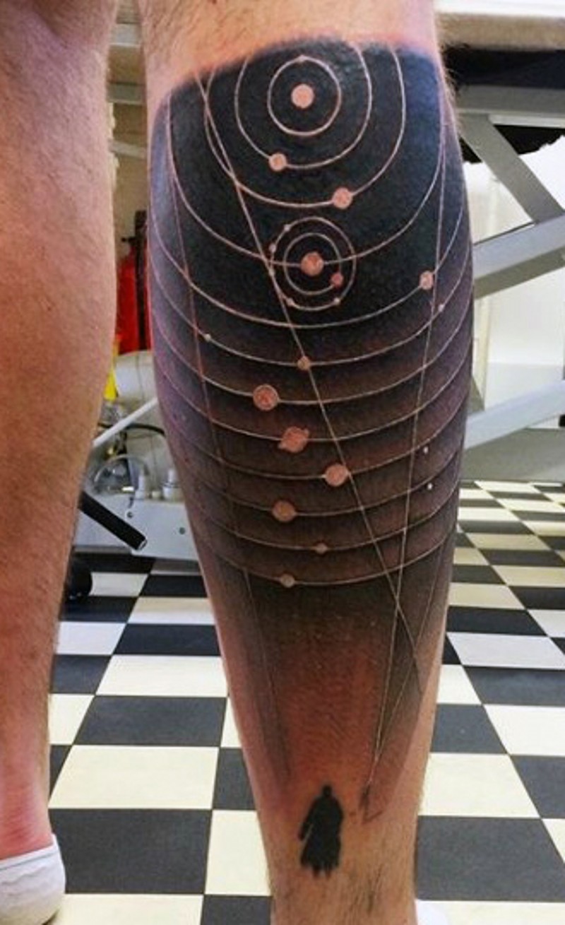 小腿科学风格黑白太阳能系统纹身图案