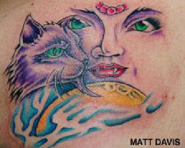 彩色女孩和猫诡异纹身图案
