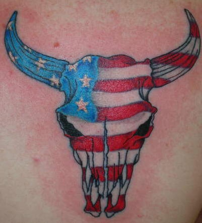 美国国旗公牛骷髅纹身图案