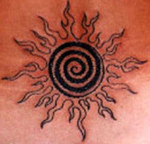 黑色螺旋太阳图腾纹身图案