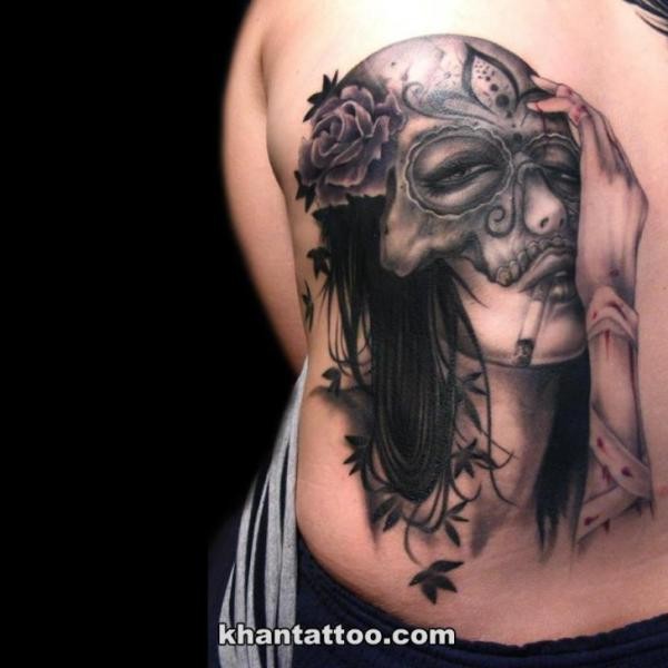 雕刻风格黑色吸烟妇女与骷髅面具纹身图案