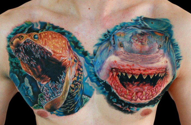 胸部逼真的彩色蛇与鲨鱼纹身图案