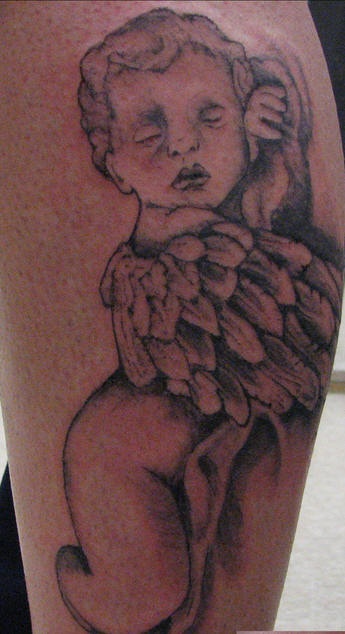 熟睡中的小天使纹身图案