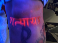 印度宗教字符荧光纹身图案