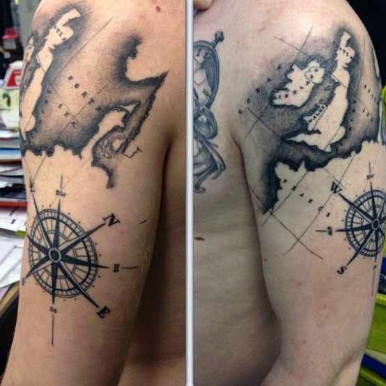 大臂黑色航海地图与指南针纹身图案